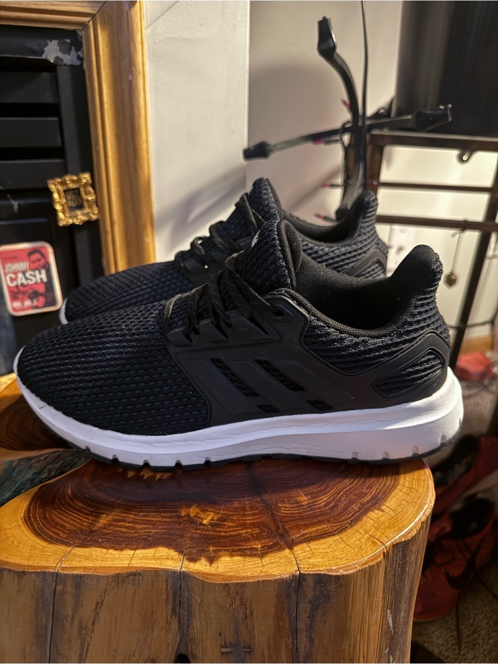 Adidas Ultimashow black and white running shoes  Mens size 10